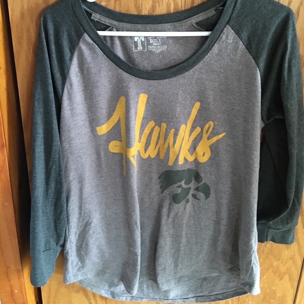 Hawkeyes tee